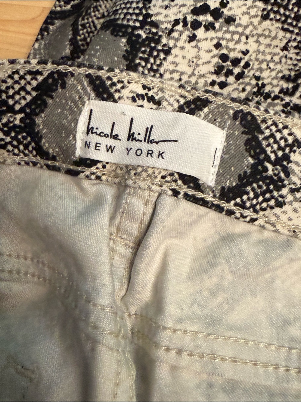 Nicole Miller Black and White Snake-Print High Waist Slim Ankle Pants NWT - Picture 4 of 7
